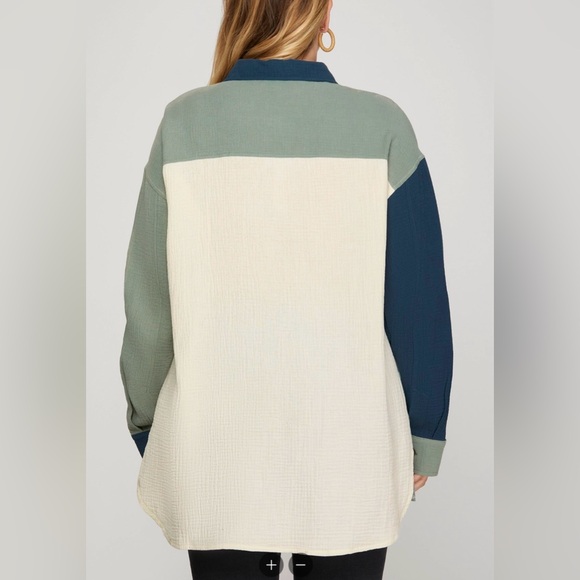 She + Sky Colorblock Button Down Shirt - Green, Cream, and Blue. **NEW** - Picture 2 of 4